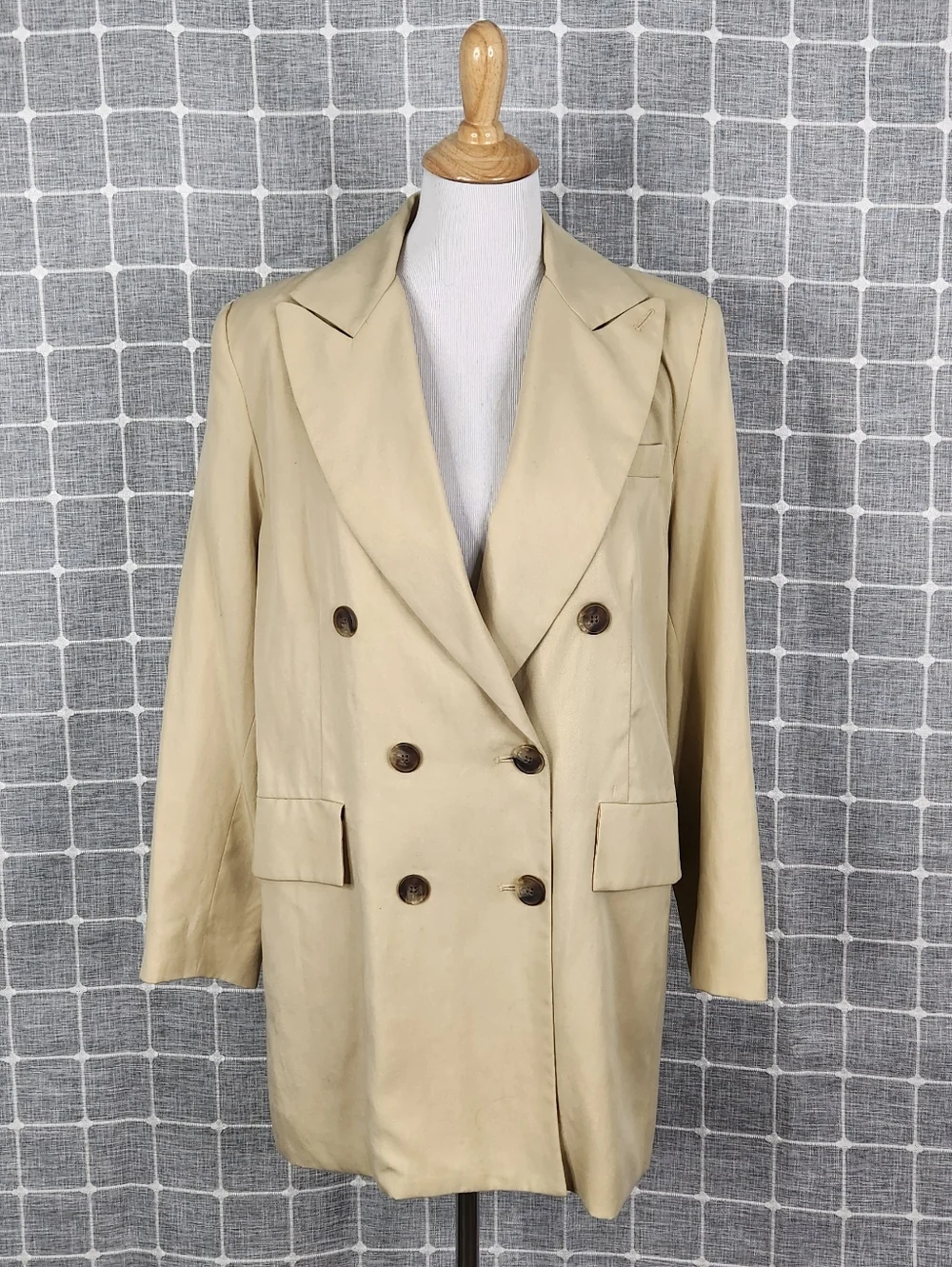 Emerson Fry Double-Breasted Beige Blazer - Picture 5 of 9